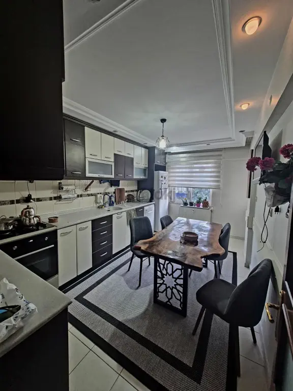 Kaan Emlaktan Bağbaşı Yeniyolda 3+1 170 M2 Satılık Daire 1