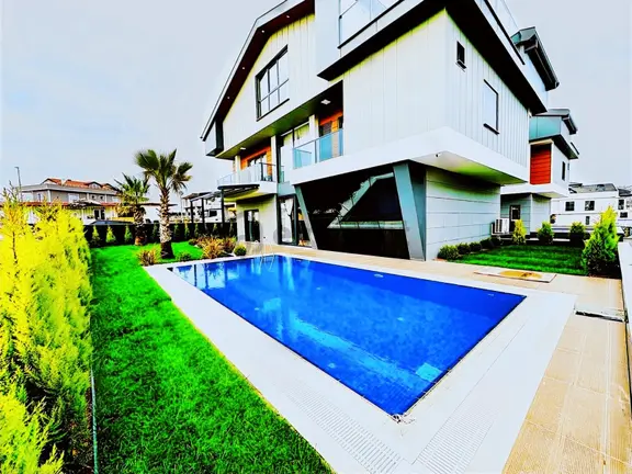 %30 Peşinat 0 Faiz Oranıyla Müstakil Satılık Site İçi Lüx Villa 1