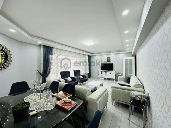 Karapürçek'te Full Yapılı Asansörlü 140 M2 3+1 Katta Satılık Daire !! 2
