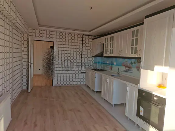 Başpınar'da Çok Katlı Sitede Full Yapılı 150 M2 3+1 5.kat Satılık Daire !! 2