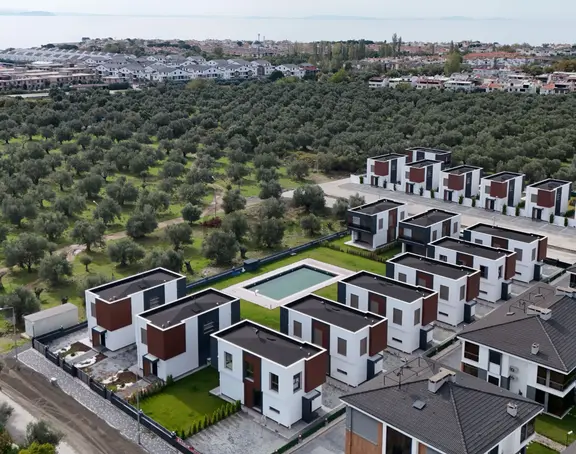 Yiğit'ten Güre'de Modern Mimari Tasarım 3+1 Lüks Villa 1