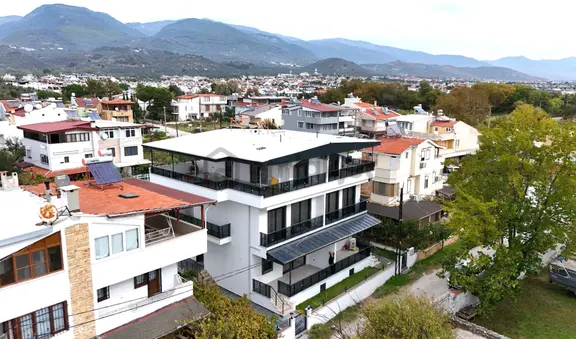 Yiğit'ten Güre'de 3+1 Denize 100 Metre Tripleks Lüks Villa 1