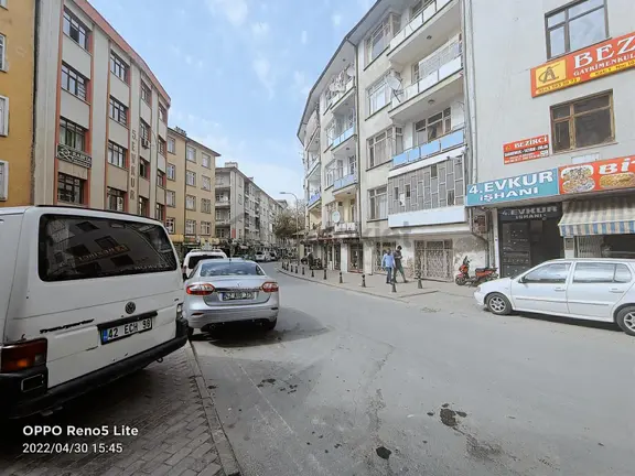 Evkur İşhanında Satılık 2+1 Ofis 2
