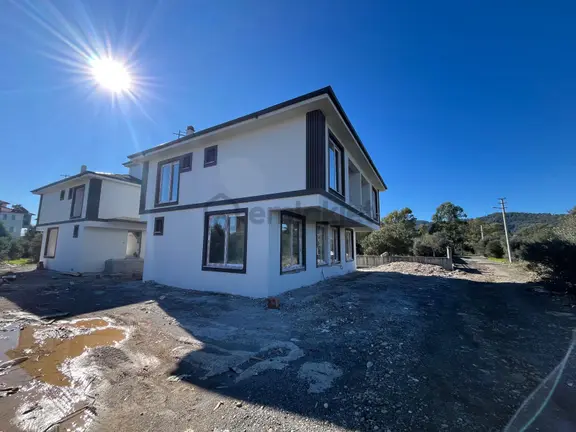 Ortaca Karaburun Da İkiz Villa Satılık 2
