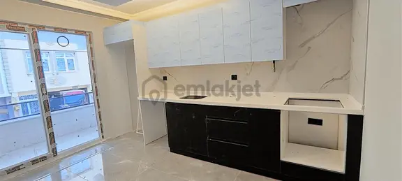 Edis Emlak'tan Satılık Bafra Mevlanada 3+1 Lüx Daire 1