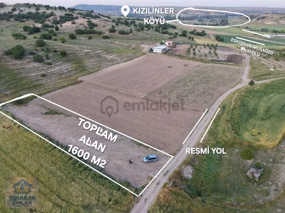 Çınaray Dan Kızılinlerde Musaözü Arası Yol Kenarı Bahçe 1