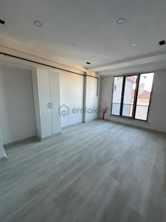 Krediye Uygun İskanı Alınmış Sahibinden Arakat Daire 2
