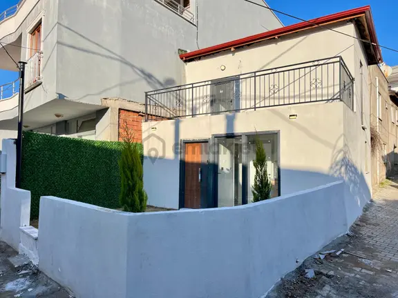 Sezgin Emlaktan Kuzey Egede Kızılkeçili Köyünde Satılık Dubleks Müstakil 1
