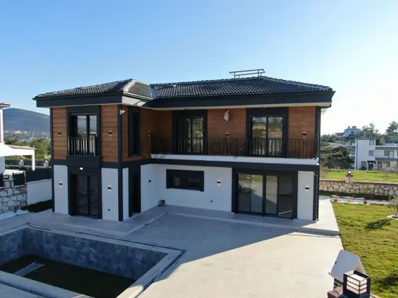 Seyrantepe'de Müstakil Yaşam, 600 M2 Arsa İçinde Lüks Villa 2