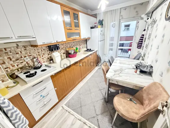 Mareşal Çakmak Mh ^de Ara Katt Yapılı Bağımsız 3+1 Ön Cp. Kupon Daire 1