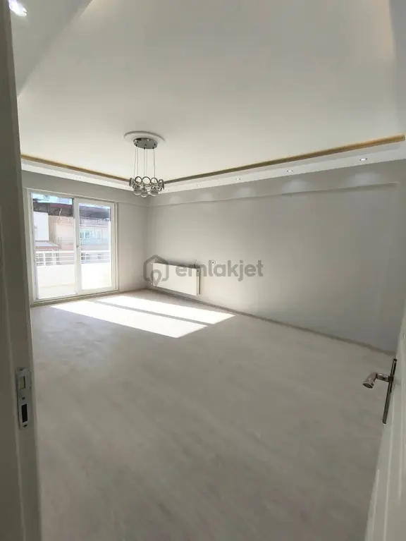 Umut Emlaktan Buharkent Merkezde 2+1 120 M2 Daire Satılıktır 2