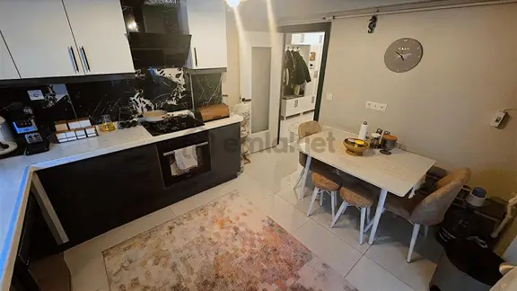 Yenikent 29 Ekim Mah Yeni Binada Geniş Uygun Fiyatlı 3+1 1