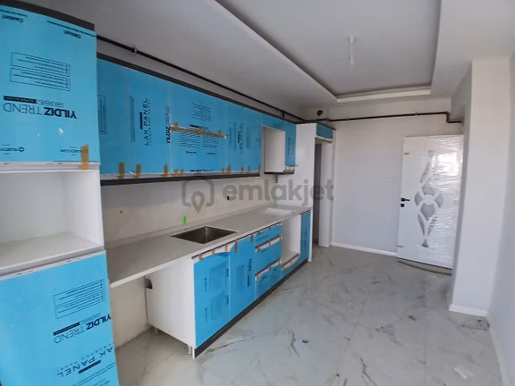 Akçay Emlak'tan Akşehir Park Hayat Hastahanesi Civarı Satılık Sıfır 3+1 Daire 1