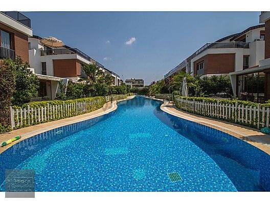 Antalya Konyaaltı 6+1 Mobilyalı, Bahçeli, Havuzlu Villa 1