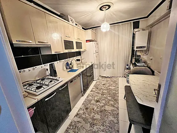 Keçiören Ataparkta Orta Katta Cad Yakın Asansörlü Daire 1