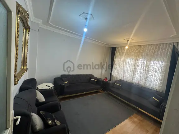 Üçkular Fg Tokide Aciil Acil Satılık 2+1 Bakımlı Daire!! 1