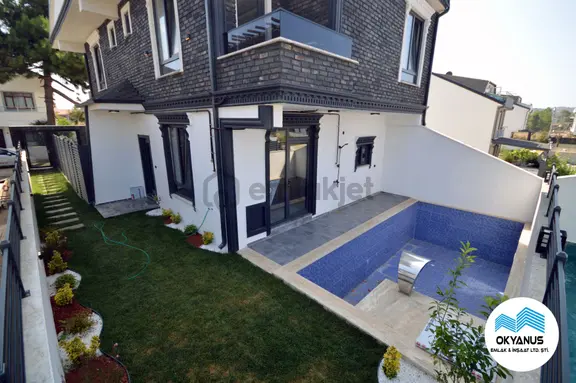 Kocaali De Havuzlu, Bahçeli, Denize Yakın Şık 3+1 Villa 2