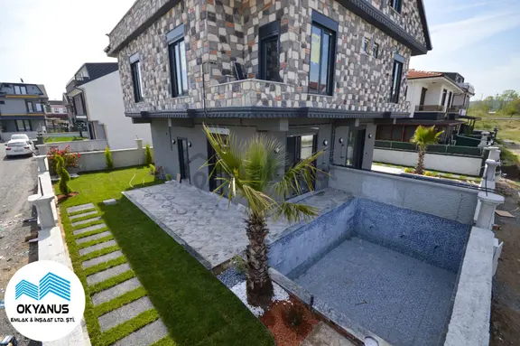 Kocaali De Geniş Bahçeli, Havuzlu Şık 3+1 Villa 2