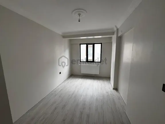 Kuzey Emlak'tan Yeni Müessese Civarı Satılık Fırsat Daire! 2