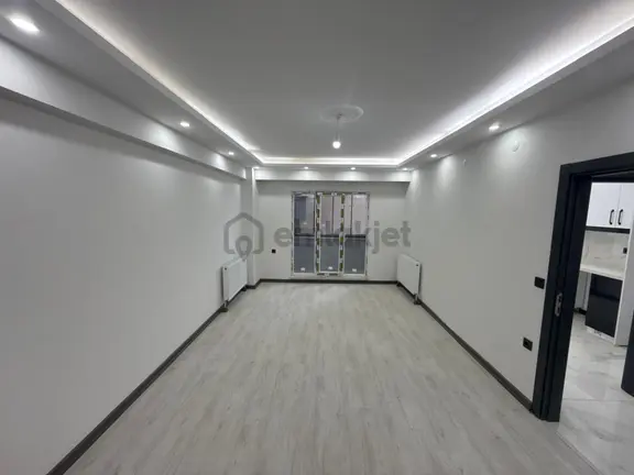 Gümüş Grouptan Hastanenin Yanında Lüx 2+1 Daire 2
