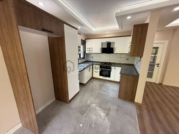 ▄▄jet Emlaktan Akçay'da Konforun Ve Şıklığın Buluştuğu 4+1 Villa 2