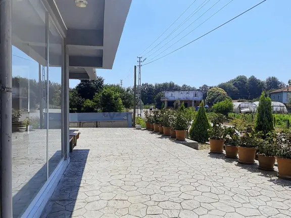Yağmur Emlak'tan Tekkeköy'de Kiralık 100 M² Dükkan 2