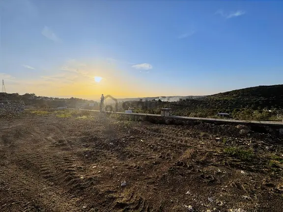 Torbalı Demirci Köyünde 620m2 Koperatif Hisseli Satılık Tarla 2