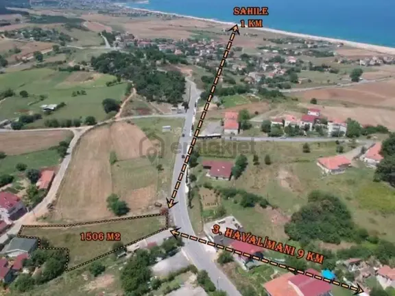 Arnavutköy Yeniköy'de 1506 M2 Satılık Arsa 1