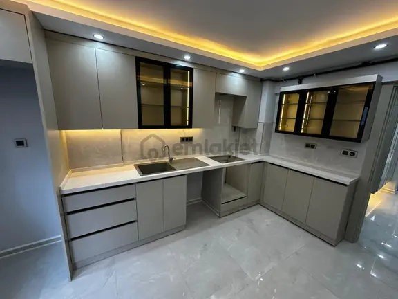 🏡mutlu Mahallesi 🏡 ✅3+1 120m2 5katlının 1 Katı ❇️kapalı Mutfak Petek Kombili 1