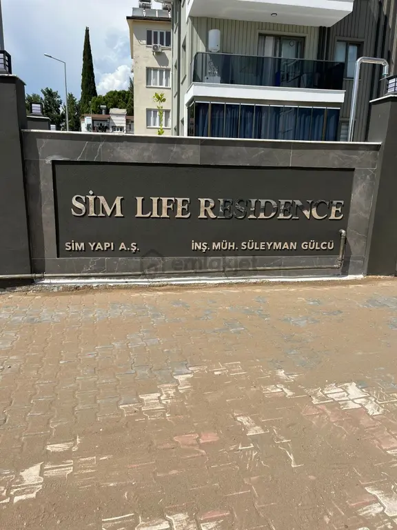 Site İçi Lüx Eşyasız Satılık Daire 2