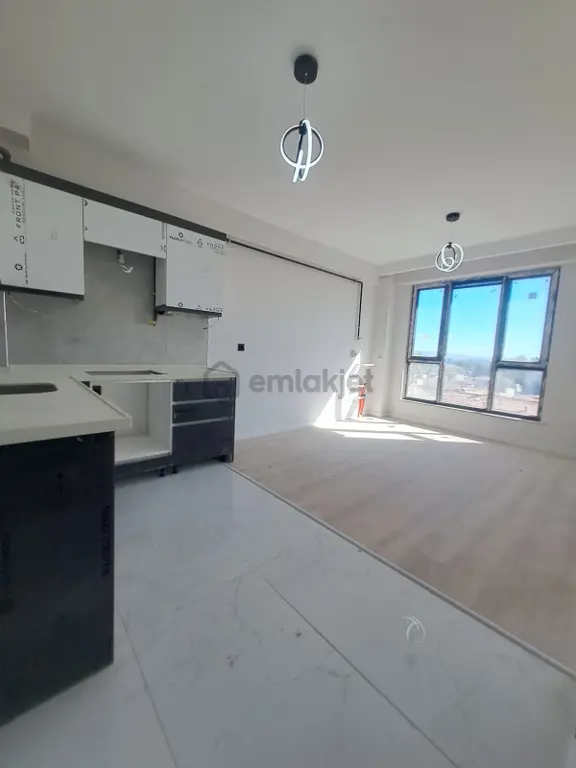 🚀🏗️ Ön Cephe • Takasa Açık • Zeminden Isıtmalı • Garajlı 1+1 Apart 🧲🏠 (d201) 2