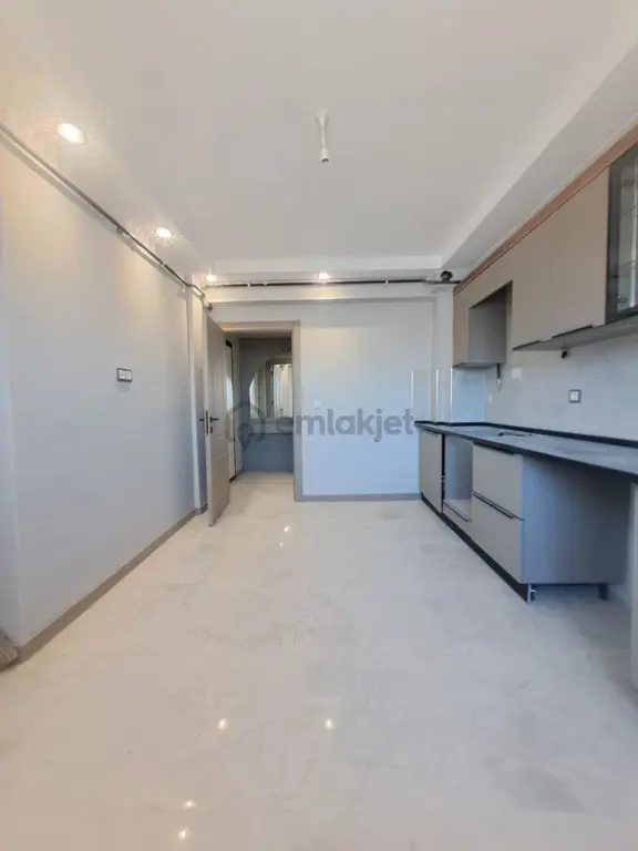 🌟 Esentepe Mahallesi’nde Fırsat Daire! • 2+1 • 86 M2 • Zemin Kat • Çift Banyo + Çift Wc 🌟 (d254) 2
