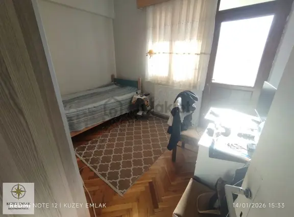 Kuzey Emlaktan Polis Karakolu Karşısı | 3+1 Geniş Ara Kat Daire! 2