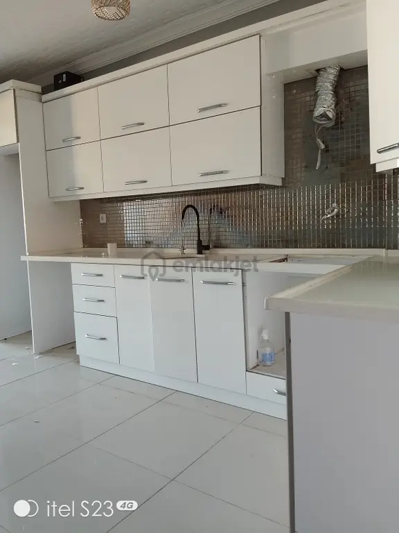 Benim Emlak'tan Pazar Pazarı Mevkii Cadde Üzeri Fırsat Daire 2