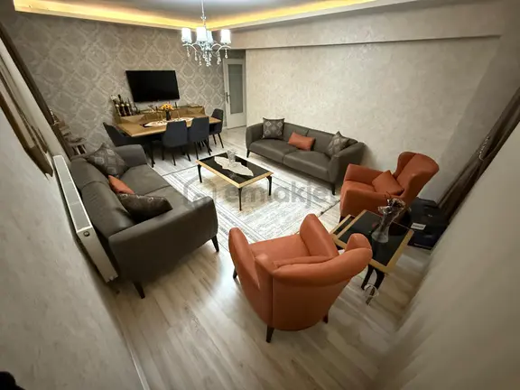 Keçiörende 3+1 Yapılı Sıfır Ayarda İskanlı Geniş Teras Balkonlu Daire 2