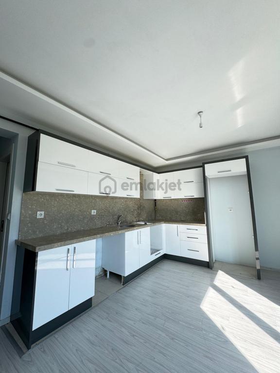 🏡muradiye Mahallesi🏡site İçi ✅2+1 85 M2 3 Katlının Zemin Katı 1
