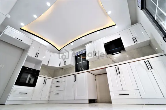 Güre'de Deniz Manzaralı Geniş Bahçe Kullanımlı Otoparklı Lüks 3+1 Tam Bağımsız Satılıkmüstakil Villa 2