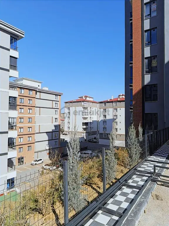 Msyapı Emlaktan Lüks Eşyalı Kiracılı 2+1daire 2