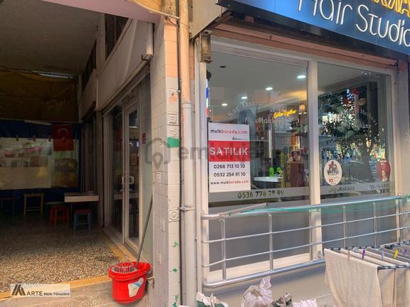Arte'den Çarşı İçi Satılık Köşe Başı 3 Dükkan Yan Yana 1