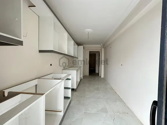 Muradiye Mahallesinde 3+1 Satılık Daire 2
