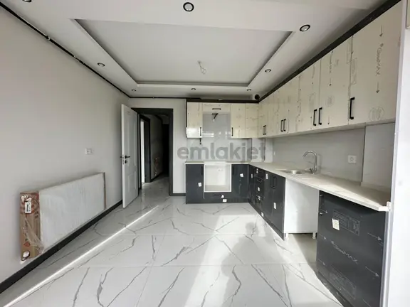 Muradiye Mahallesinde 2+1 Satılık Daire 1