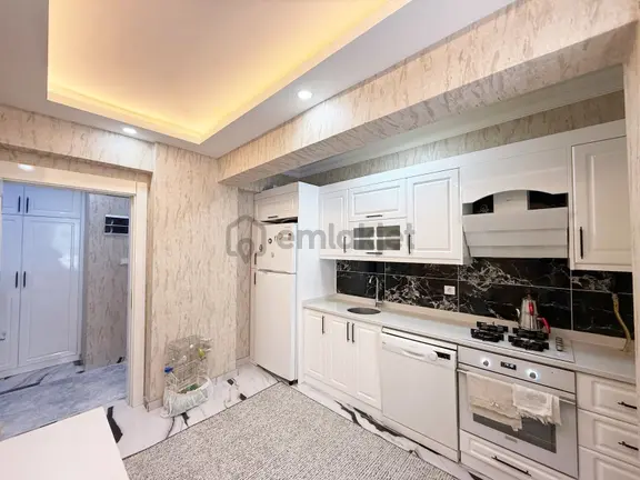 1.etapta Pazar Yeri Yanında Masrafsız Full Yapılı Daire 2