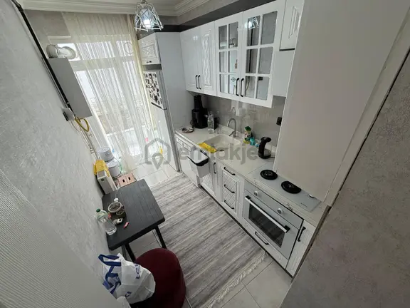 Çiçekli Mahallesi'nde Cepheleri Açık Yapılı Masrafsız 2+1 Daire! 1