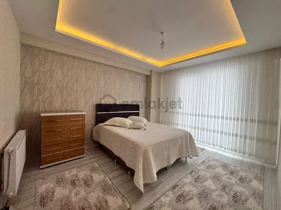 450 Evler'de Acil Satılık 3,5+1 Fırsat Daire 2
