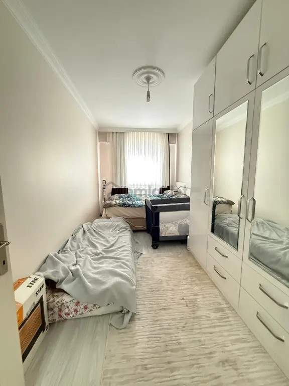 🏡muradiye Mahallesi 🏡 ✅2+1 100 M2 3 Katlınım 2 Katı ❇️kombi Petekli Full Özelikli Arakat 2