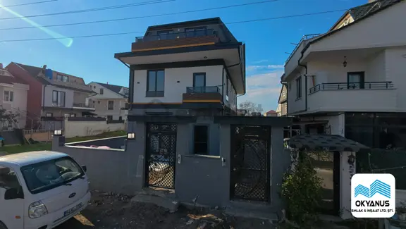 Sakarya Kocaali De Şık Mutfak Dolaplarıyla, Geniş Bahçeli 3+1 Özel Villa 2