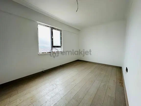 Feridunçelik'te Sıfır Binada 3+1 3.katta Satılık Daire !! 2