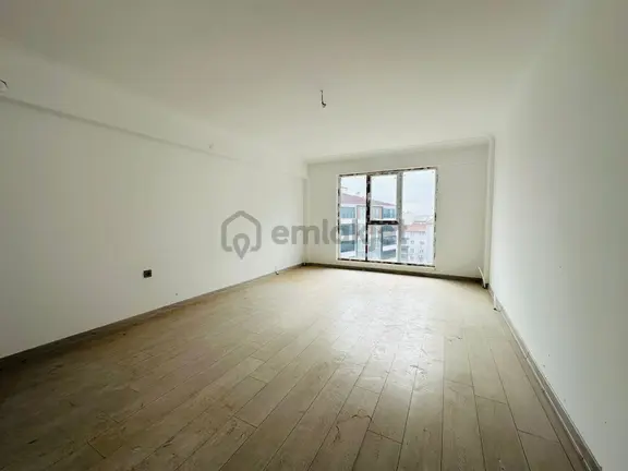 Feridunçelik'te Sıfır Binada 3+1 3.katta Satılık Daire !! 1