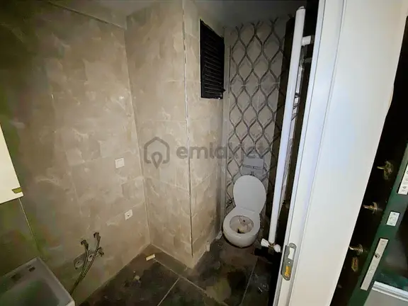 Seyrek Merkezi Konumda Kiralık Büyük Tip Balkonlu 1+1 Daire 2