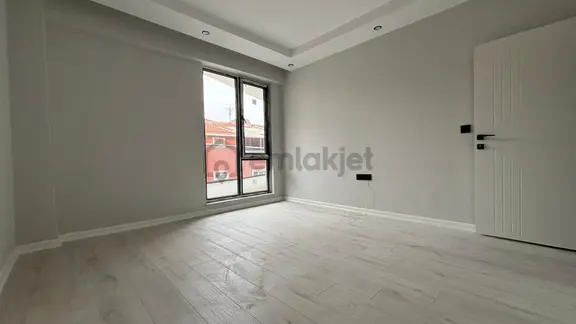 Recep Ümit Emlak'tan Şirintepe Yaylapınar Caddesi Yakını Satılık Lüks 2+0 Daireler Nü 2